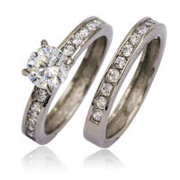 Chinese stainless steel jewelry shiny zircon silver couple rings wedding band for lovers