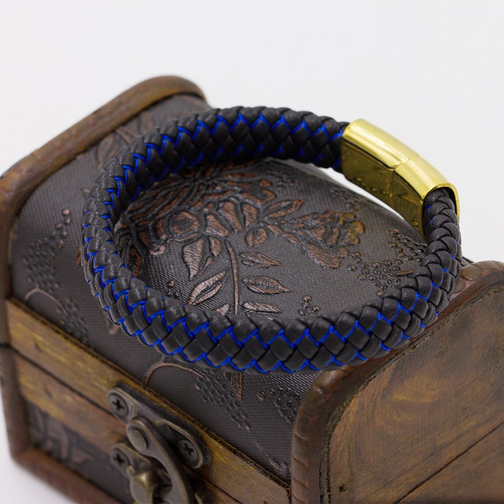 High Quality Blue and black Color Charm Leather Bangle for Men Punk Leather Bracelet Men leather charm bracelet