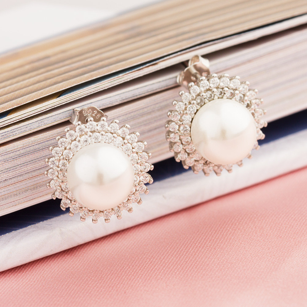 popular women's earrings